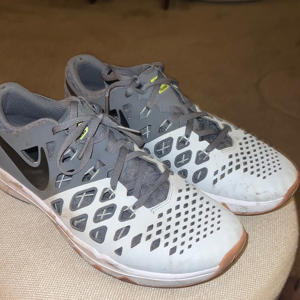 Nike men 9